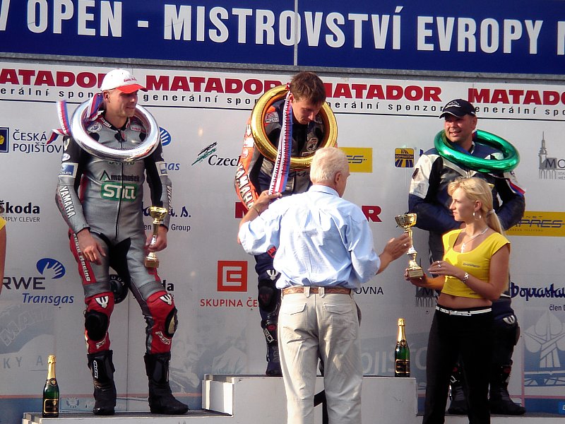 Zavt okno